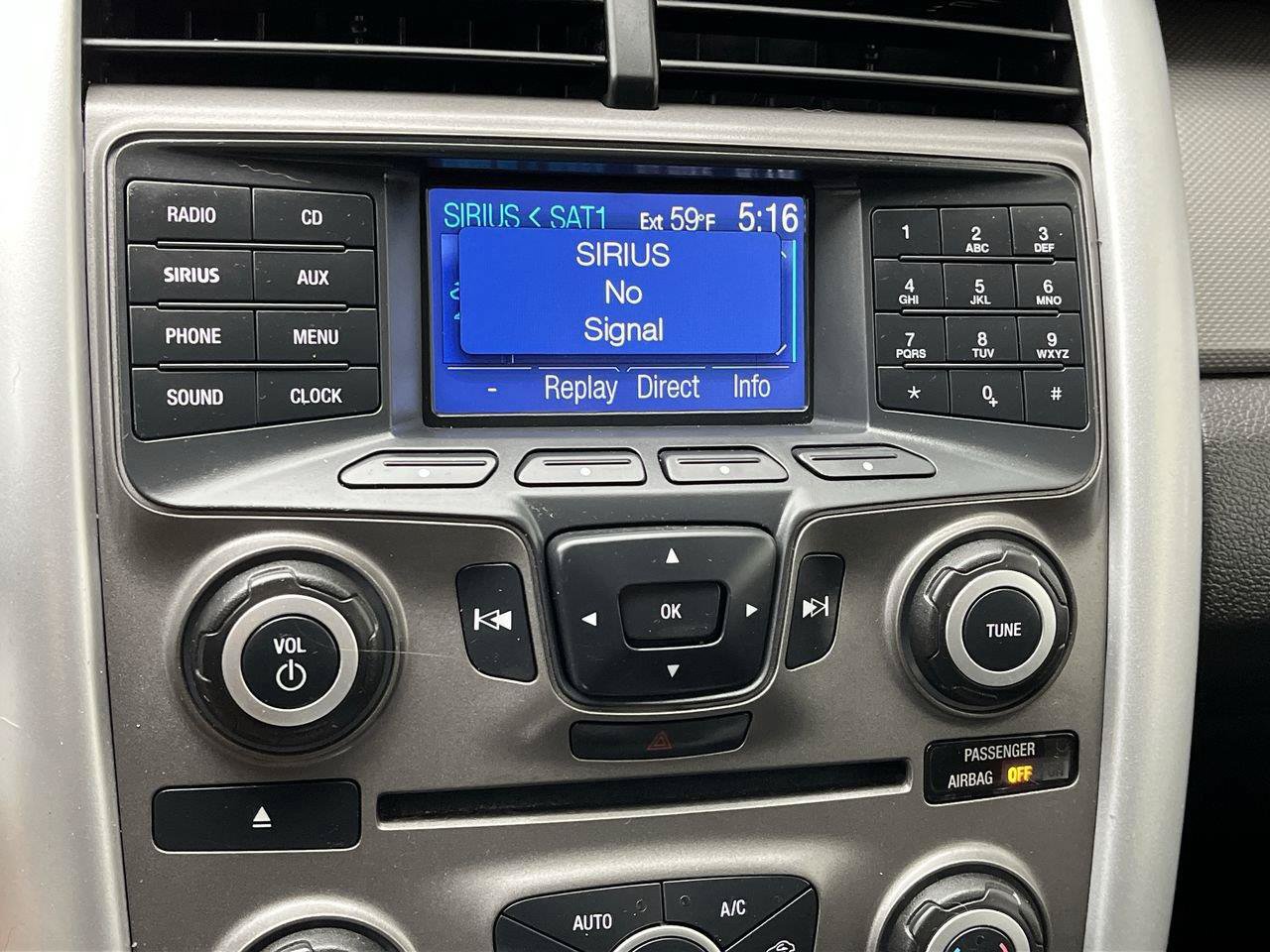 Used 2013 Ford Edge SEL FWD image 17