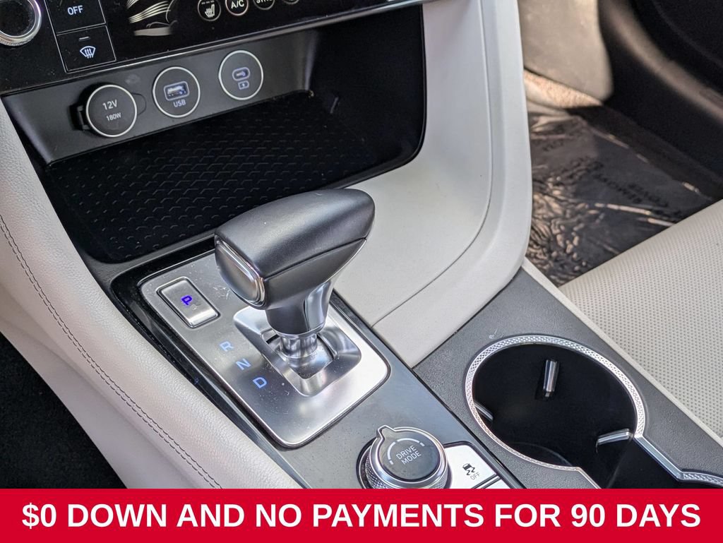 Used 2025 Genesis G70 2.5T RWD image 18