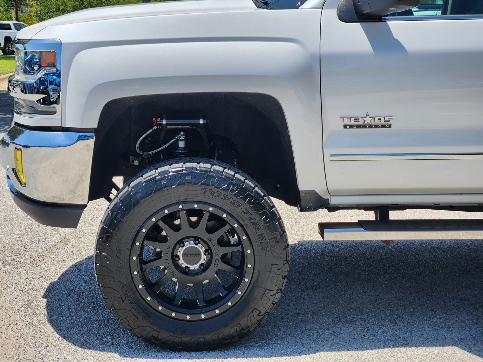 Used 2018 Chevrolet Silverado 1500 LTZ w/ Texas Edition AWD/4WD image 25