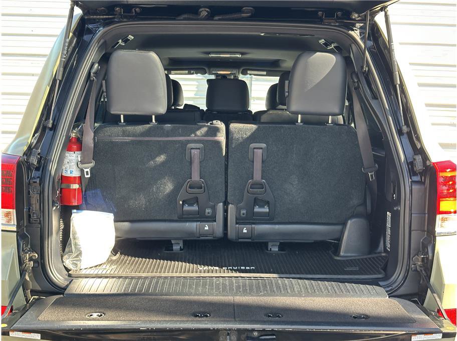 Used 2021 Toyota Land Cruiser Heritage Edition image 33
