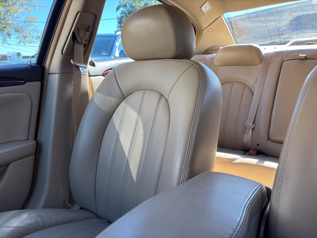Used 2007 Buick Lucerne CXL FWD image 39