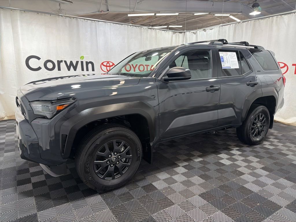 Used 2025 Toyota 4Runner SR5 AWD/4WD image 5
