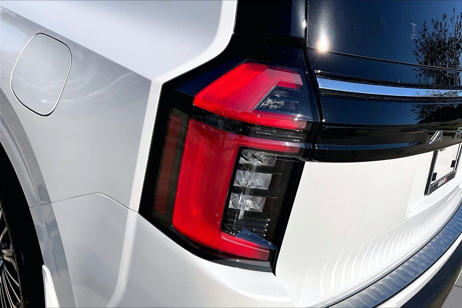 New 2026 Nissan Armada Platinum RWD image 12