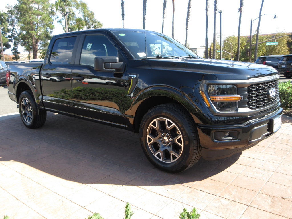 Certified 2024 Ford F150 STX RWD image 7