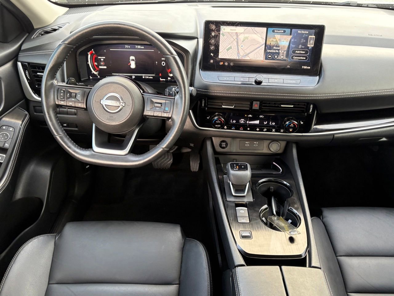 Certified 2024 Nissan Rogue SL w/ SL Premium Package FWD image 13