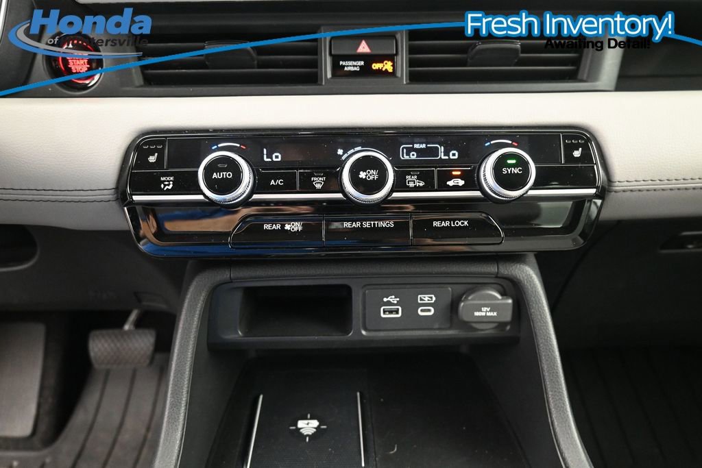Used 2024 Honda Pilot Touring image 28
