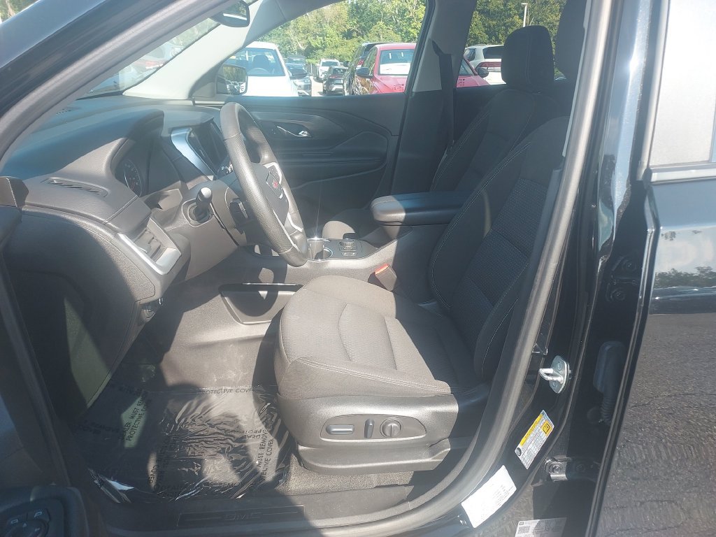Used 2023 GMC Terrain SLE w/ Elevation Edition AWD/4WD image 26