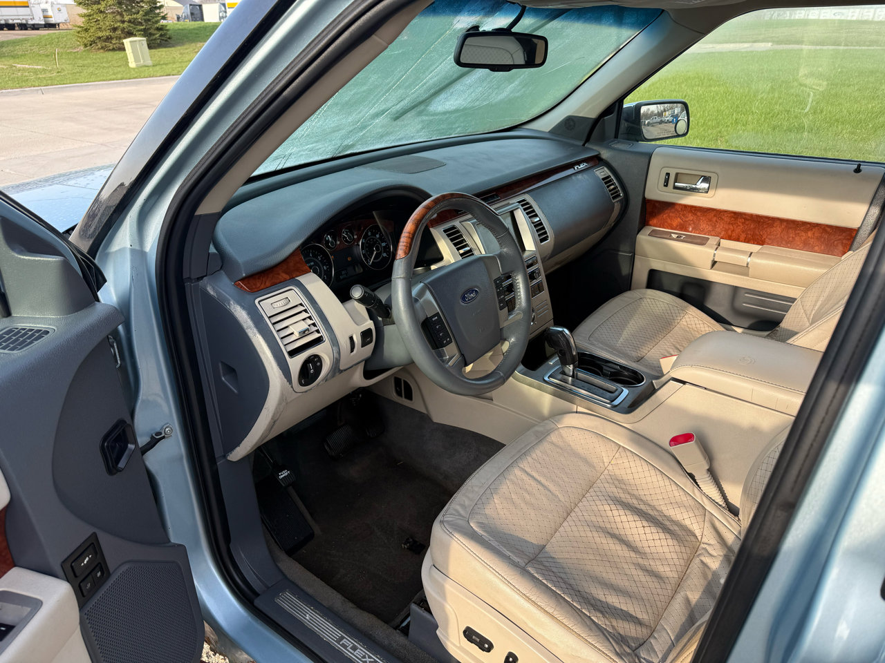 Used 2009 Ford Flex Limited image 10