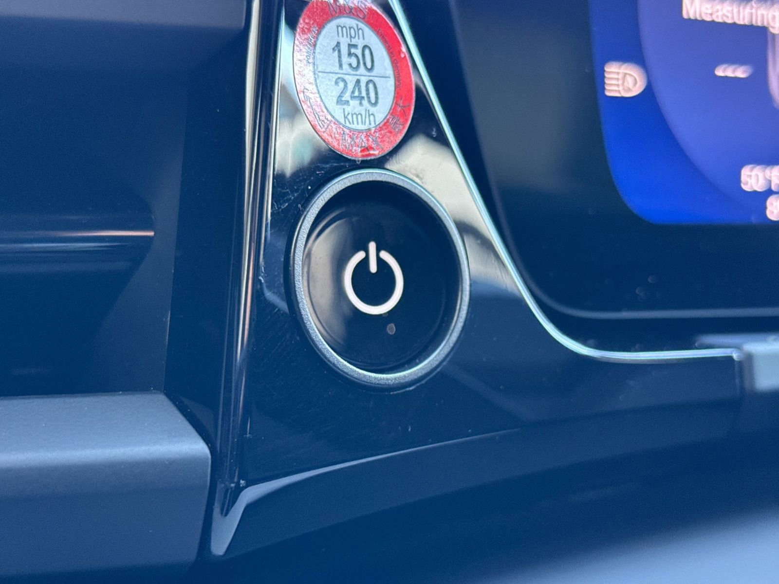 Used 2025 Porsche Macan 4 Electric image 27