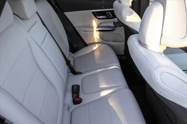 New 2026 Mercedes-Benz GLC 300 4MATIC image 28