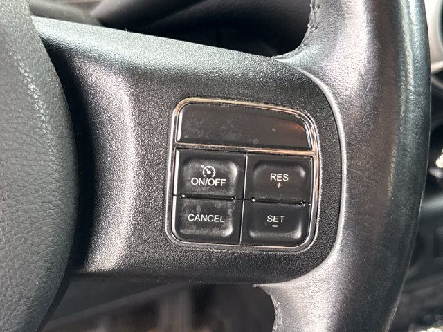 Used 2014 Jeep Wrangler Unlimited Sahara w/ Dual Top Group AWD/4WD image 31