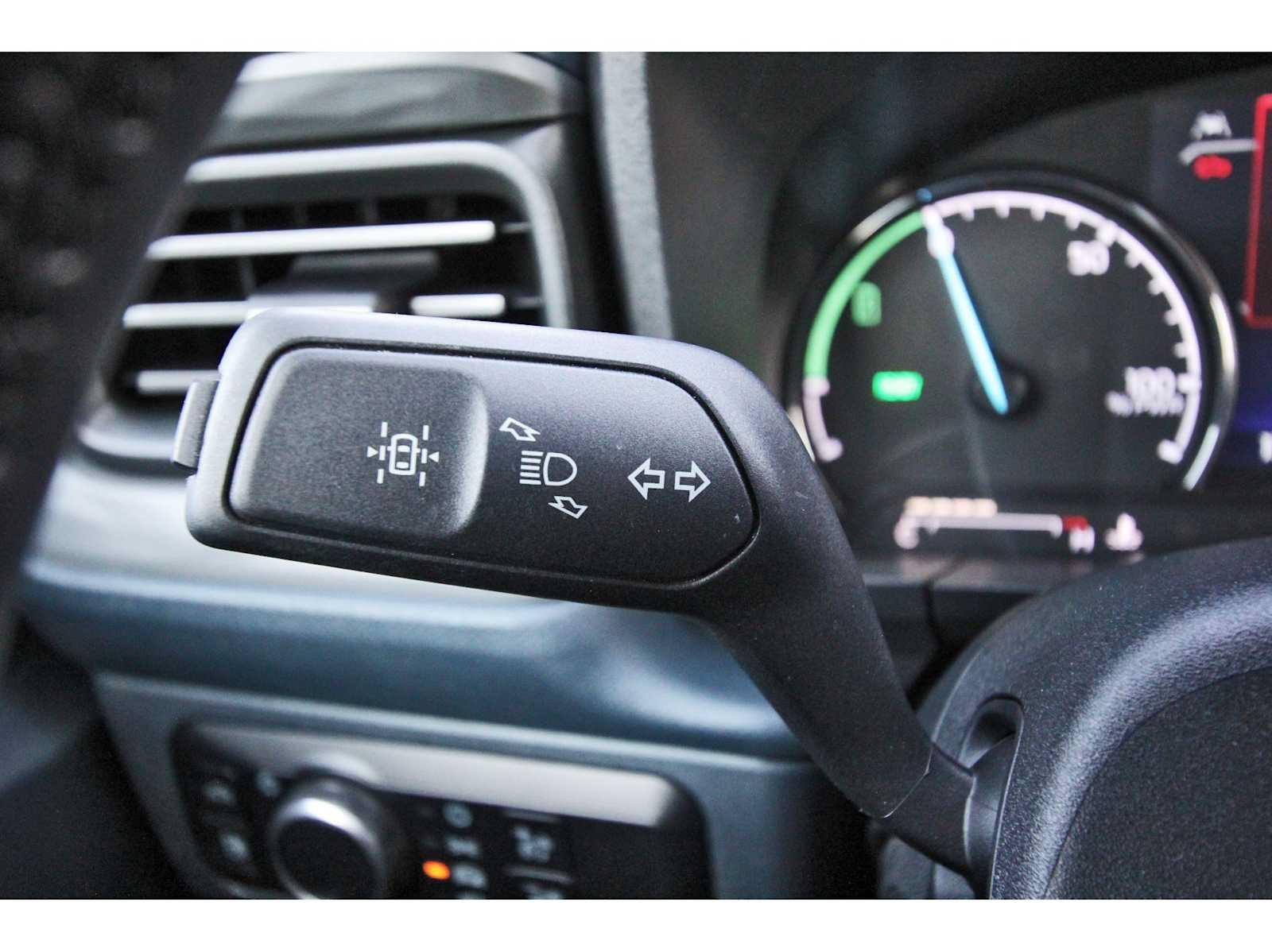 Used 2024 Ford Maverick Lariat w/ Black Appearance Package FWD image 17