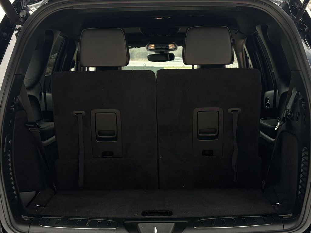 Used 2022 Dodge Durango R/T w/ Blacktop Package AWD/4WD image 32