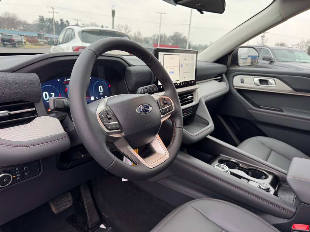 New 2026 Ford Explorer Active w/ Active Comfort Package image 28