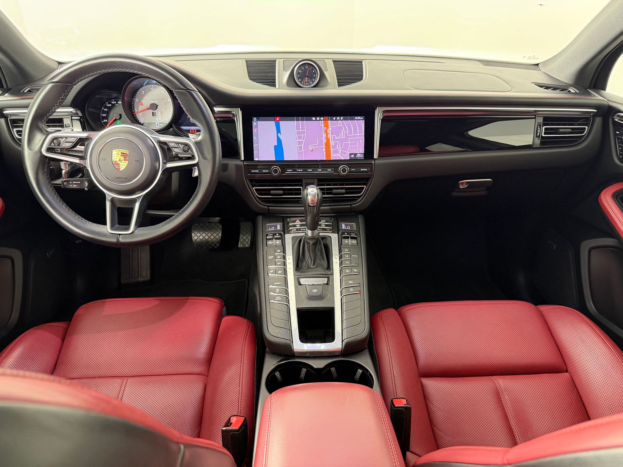 Certified 2021 Porsche Macan S image 20