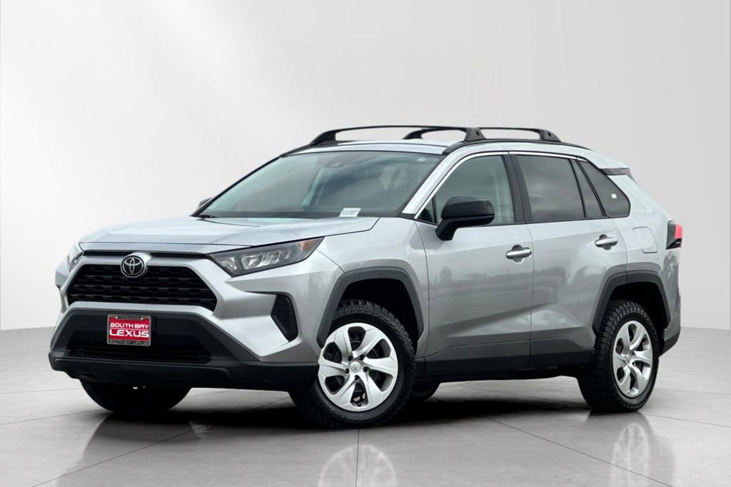 Used 2021 Toyota RAV4 LE FWD video 1