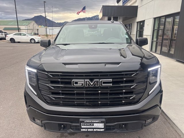 Used 2023 GMC Sierra 1500 Elevation w/ LPO, Elevation Black Package image 2