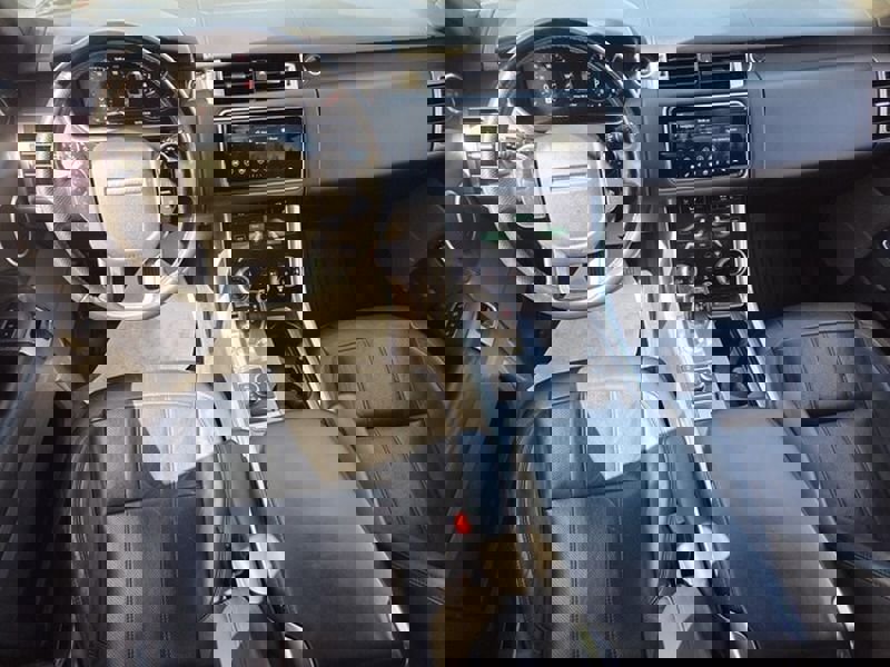 Used 2018 Land Rover Range Rover Sport HSE image 10