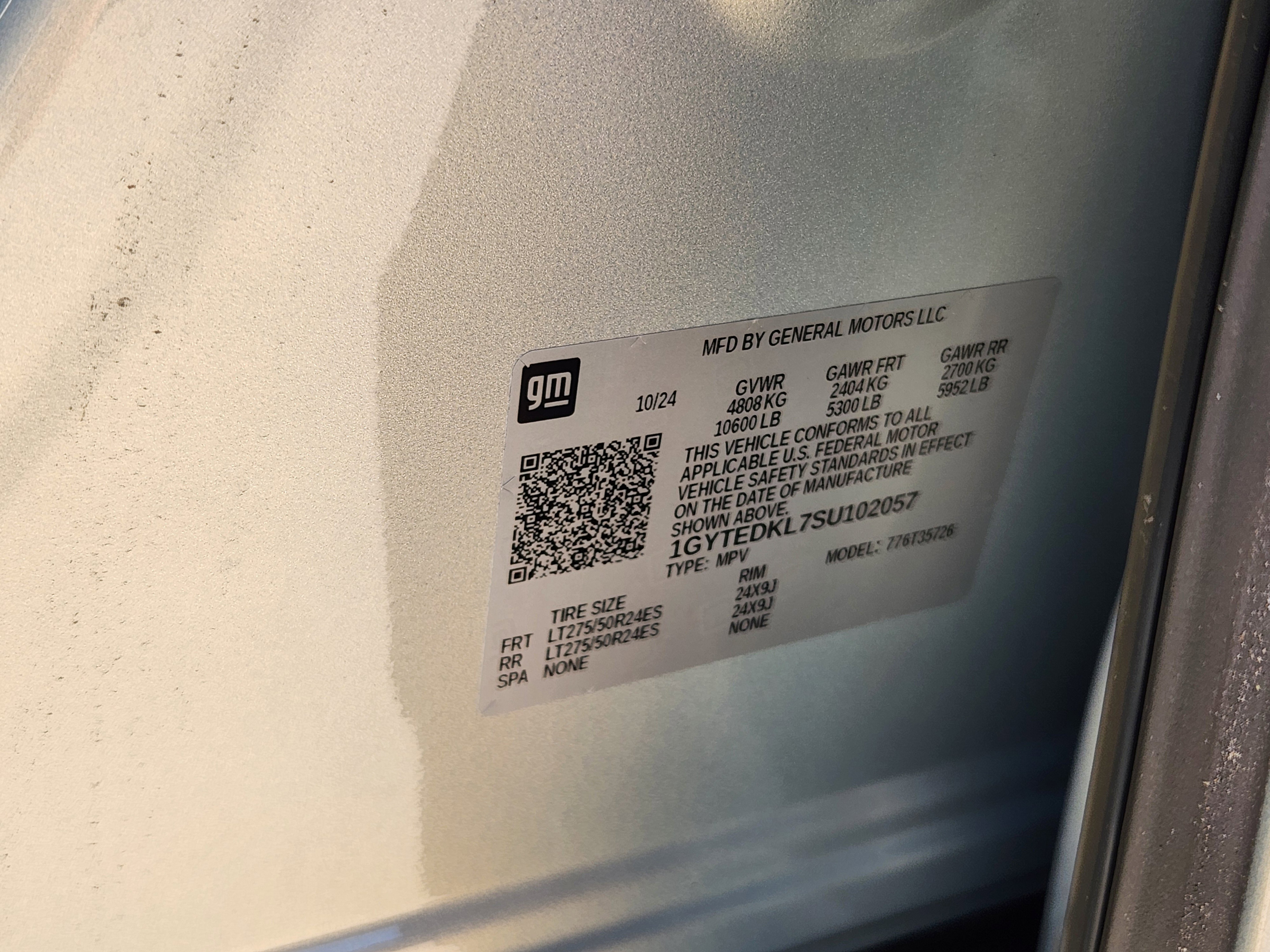 New 2025 Cadillac Escalade IQ Luxury 2 image 38