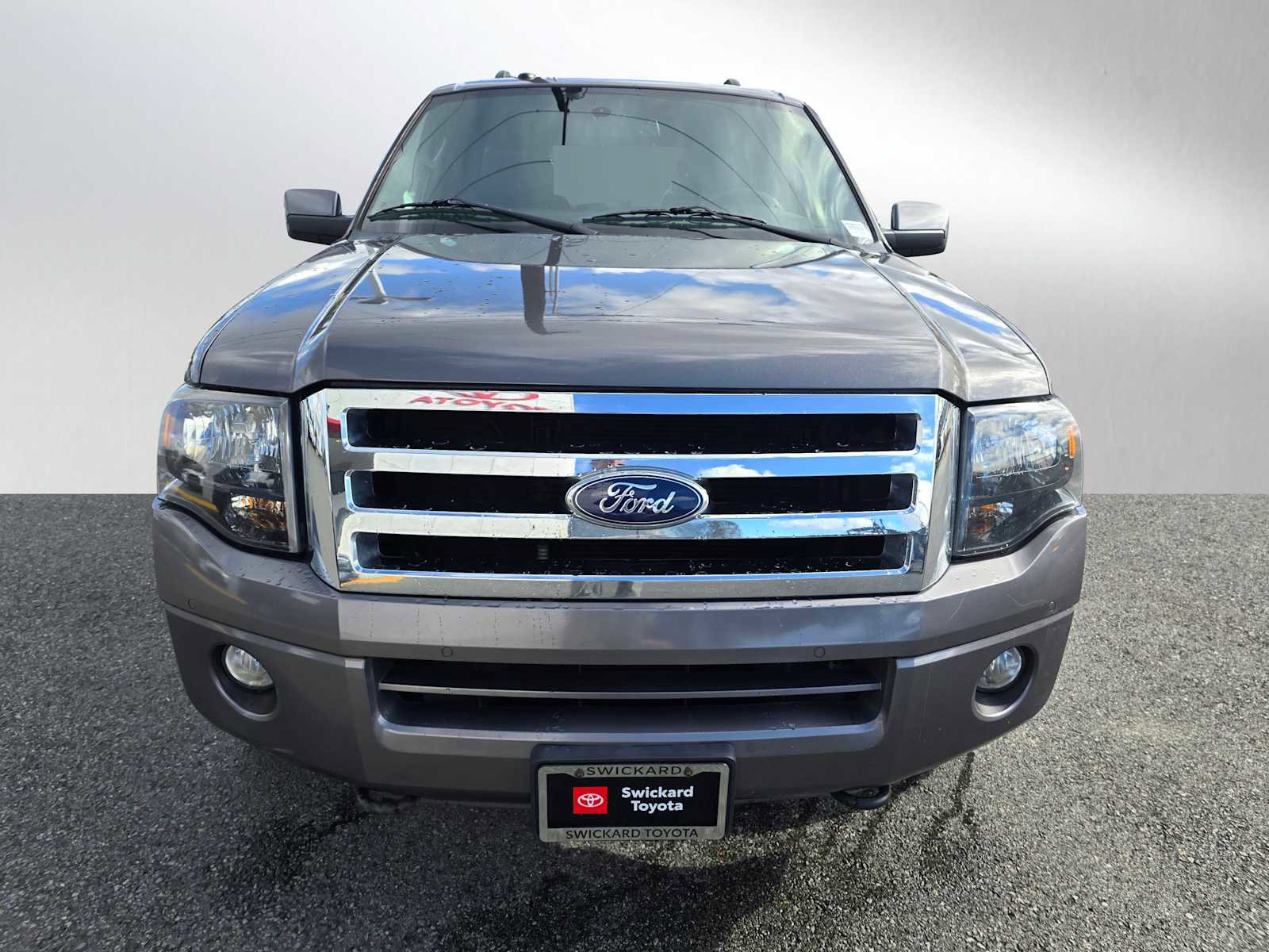 Used 2013 Ford Expedition Limited image 8