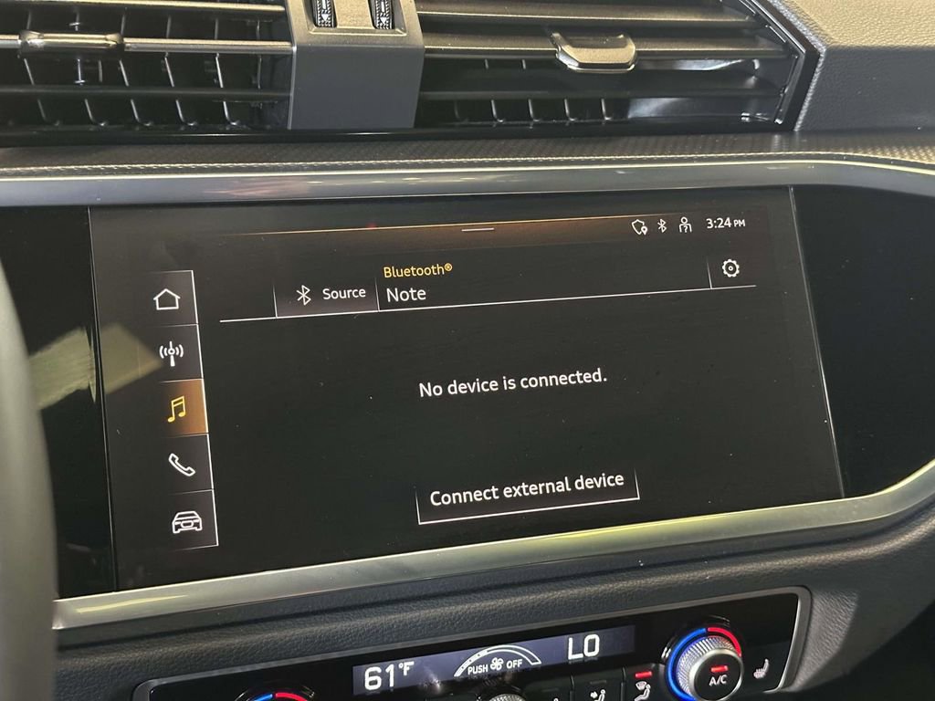 Used 2025 Audi Q3 2.0T Premium w/ Convenience Package AWD/4WD image 30