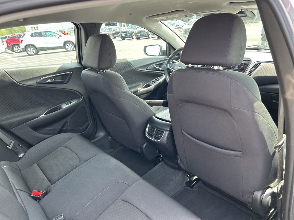 Used 2024 Chevrolet Malibu LT FWD image 42