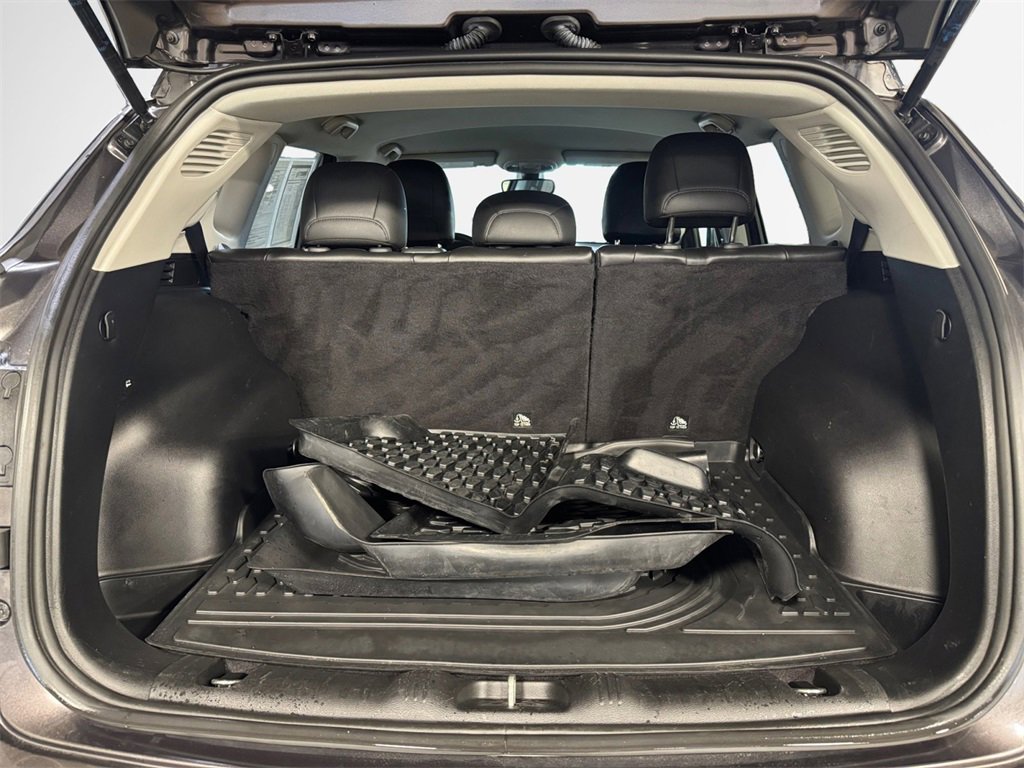 Used 2020 Jeep Compass Latitude image 25