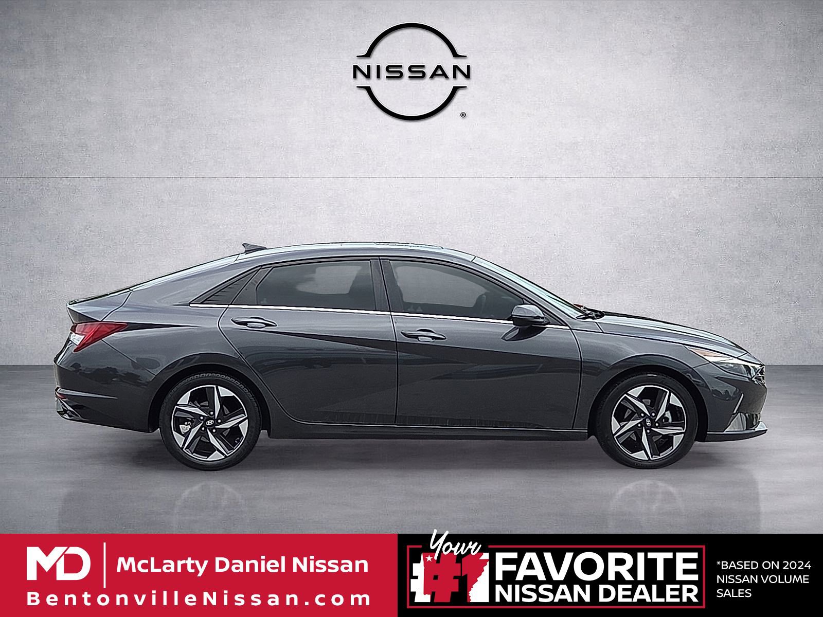 Used 2021 Hyundai Elantra Limited FWD image 6