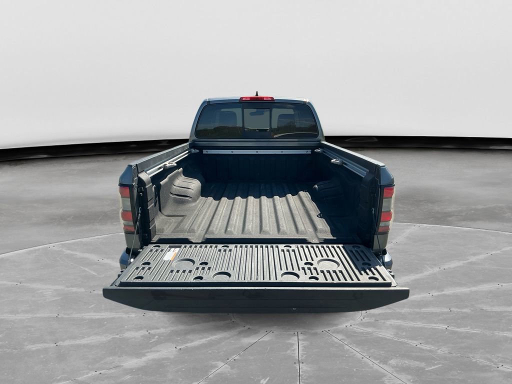 Used 2022 Nissan Frontier SV image 17