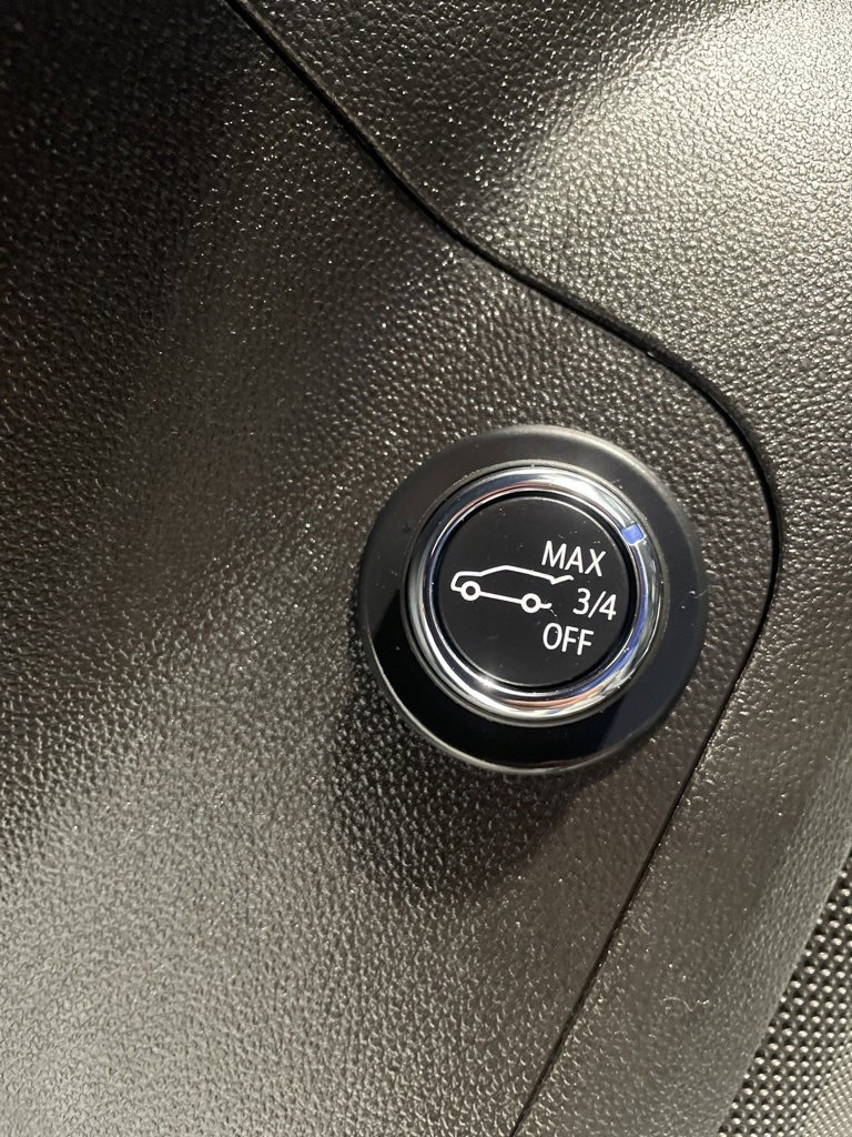 Used 2023 GMC Acadia Denali image 17