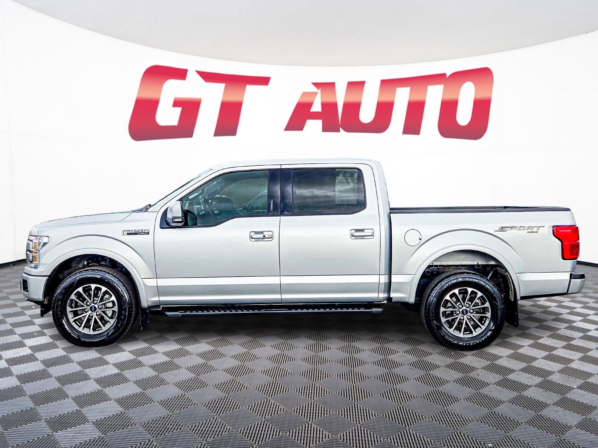 Used 2019 Ford F150 Lariat w/ Equipment Group 502A Luxury AWD/4WD image 4