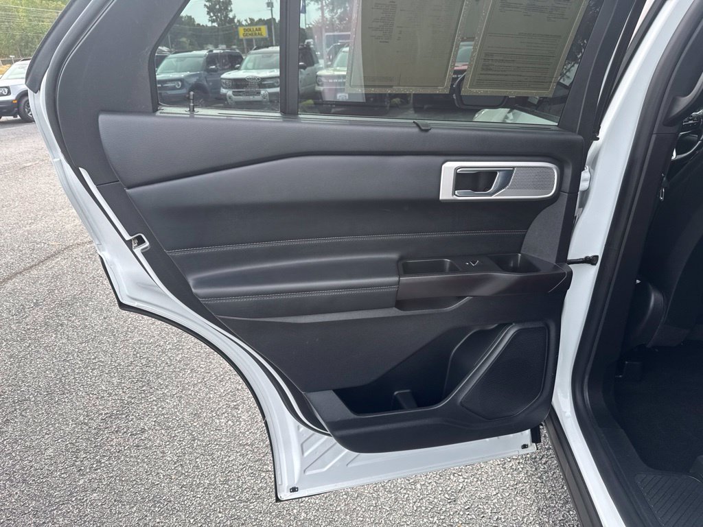 Used 2020 Ford Explorer Limited AWD/4WD image 34