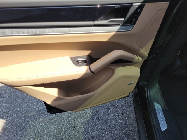 New 2026 Porsche Cayenne AWD/4WD image 21