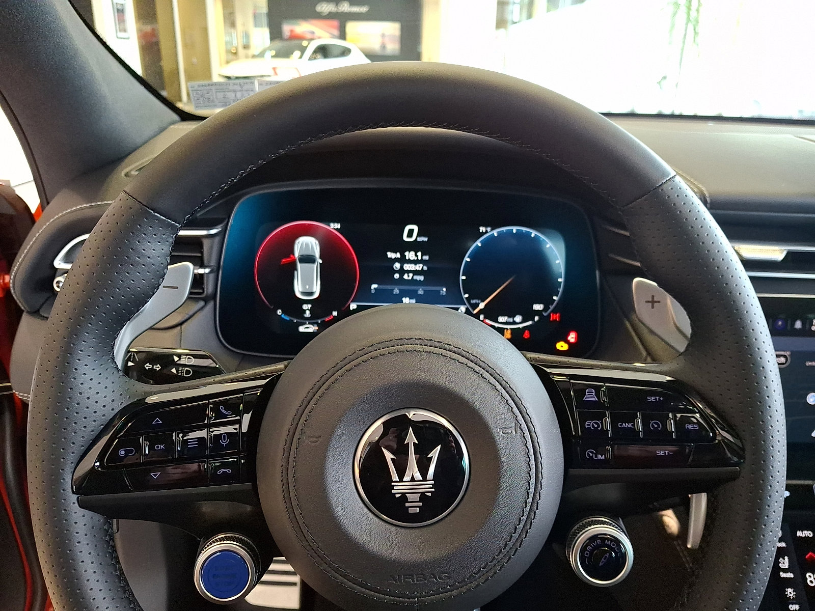 New 2026 Maserati Grecale Modena image 9