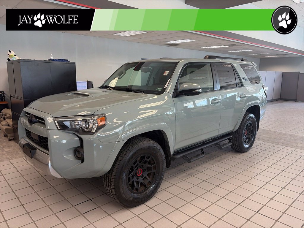 Used 2022 Toyota 4Runner TRD Off-Road Premium w/ TRD Black Wheel Package (TMS) AWD/4WD image 7