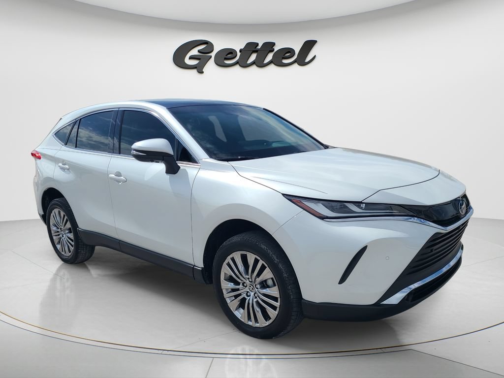 Certified 2024 Toyota Venza Limited AWD/4WD image 3