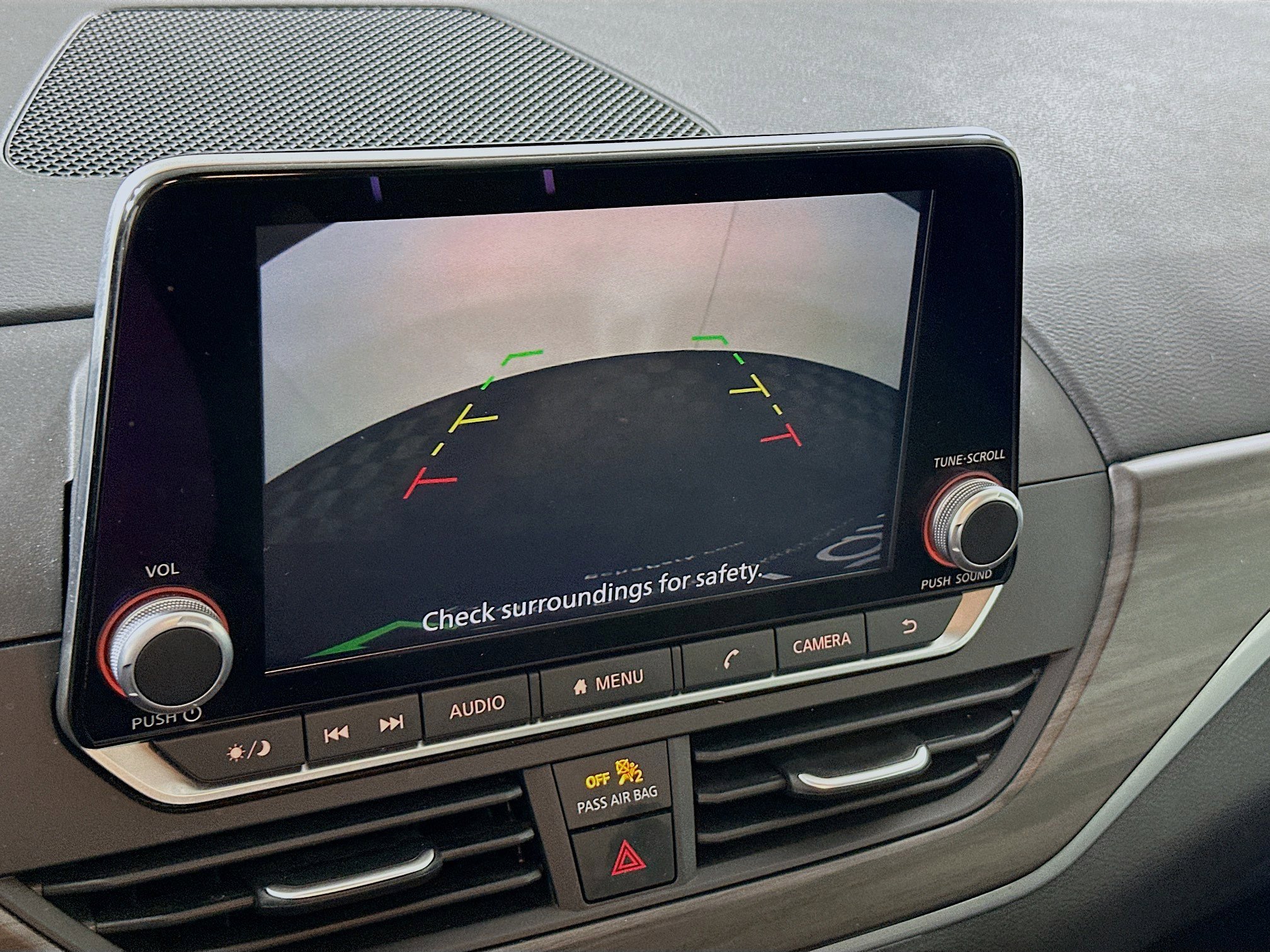 Used 2025 Nissan Altima 2.5 SV FWD image 21