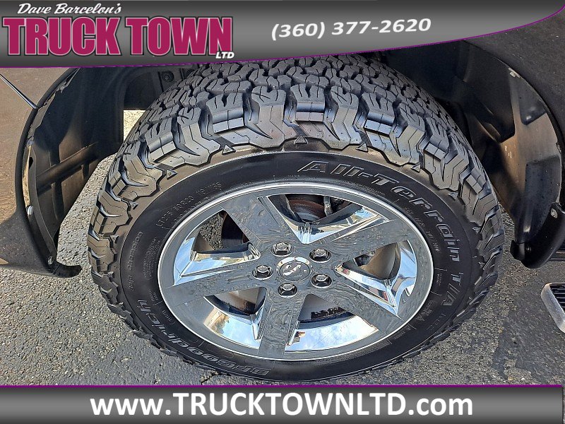 Used 2017 RAM 1500 Express AWD/4WD image 16