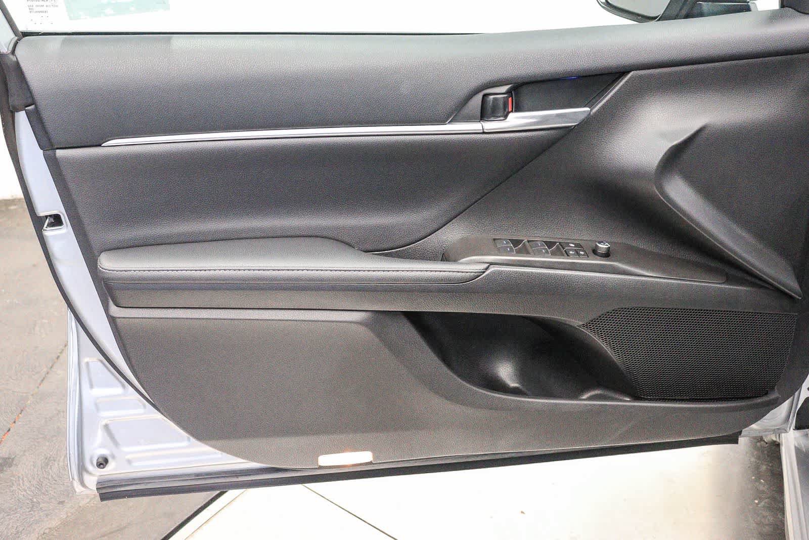 Used 2024 Toyota Camry XSE FWD image 22
