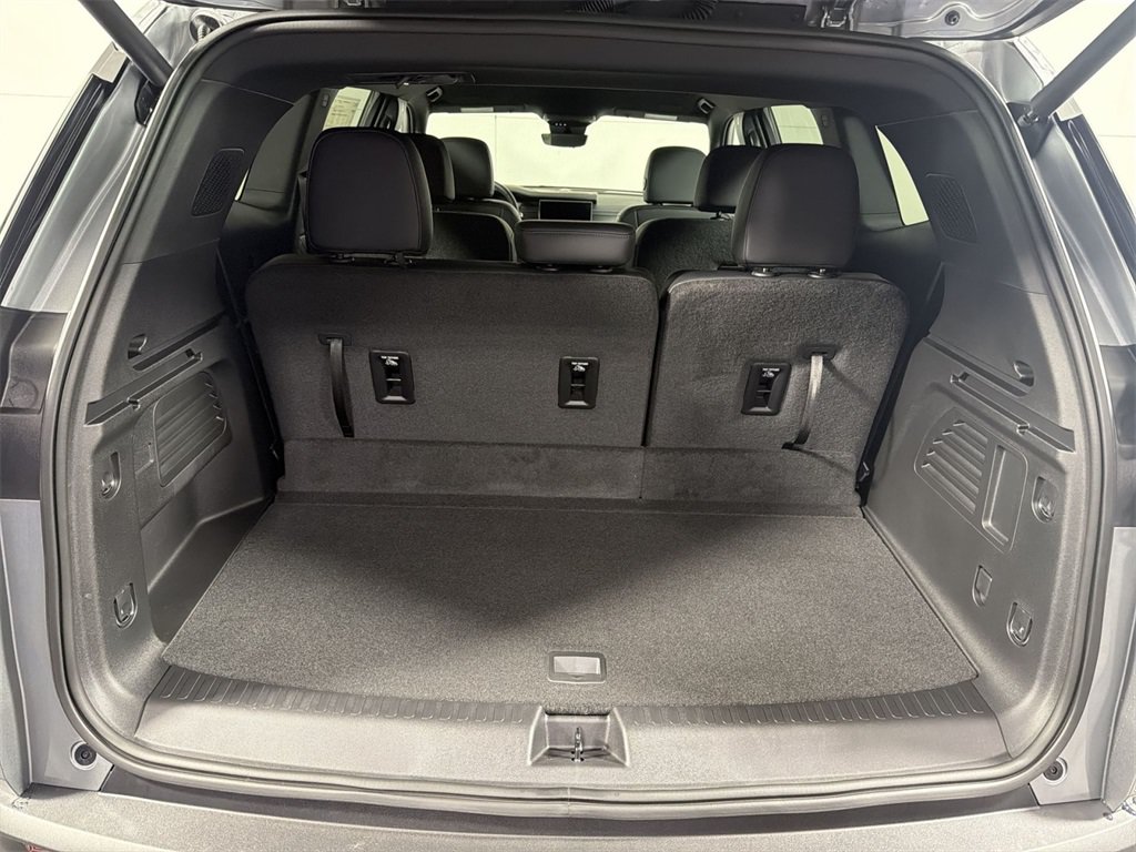 New 2026 GMC Acadia Elevation w/ Elevation Premium Package AWD/4WD image 26