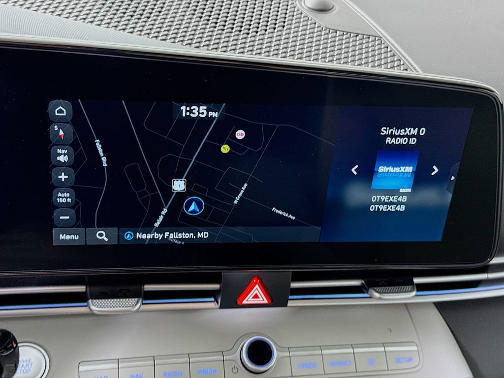 Certified 2025 Hyundai Elantra Limited FWD image 8