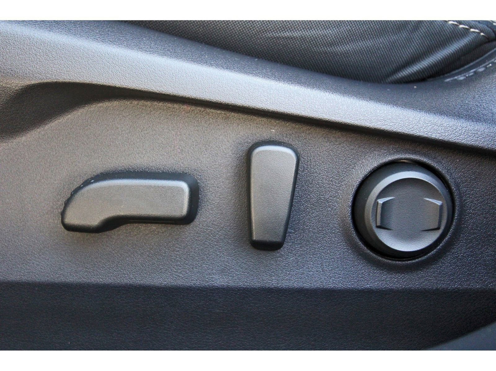 Certified 2025 Subaru Outback Premium image 29