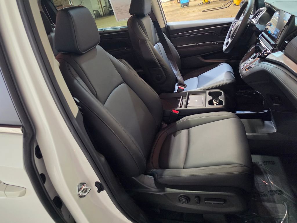 Used 2025 Honda Odyssey EX-L image 28