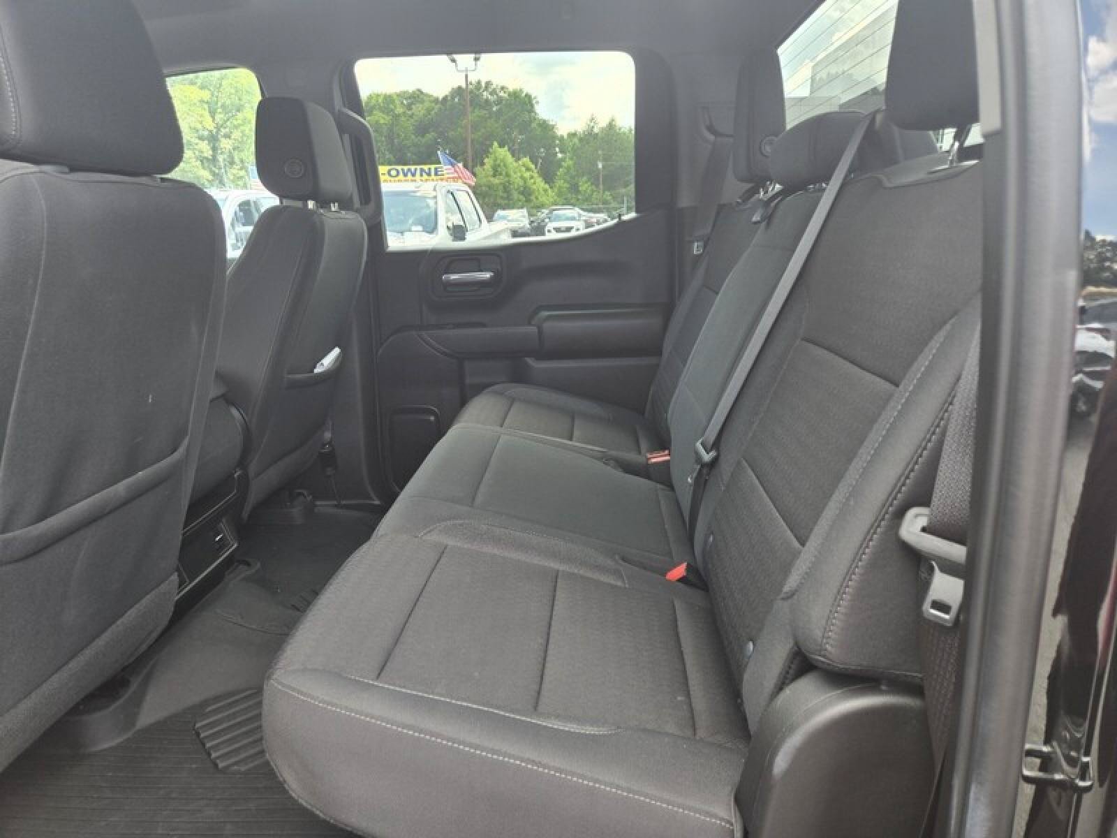Used 2023 Chevrolet Silverado 1500 Custom Trail Boss w/ LPO, Dark Essentials Package AWD/4WD image 21