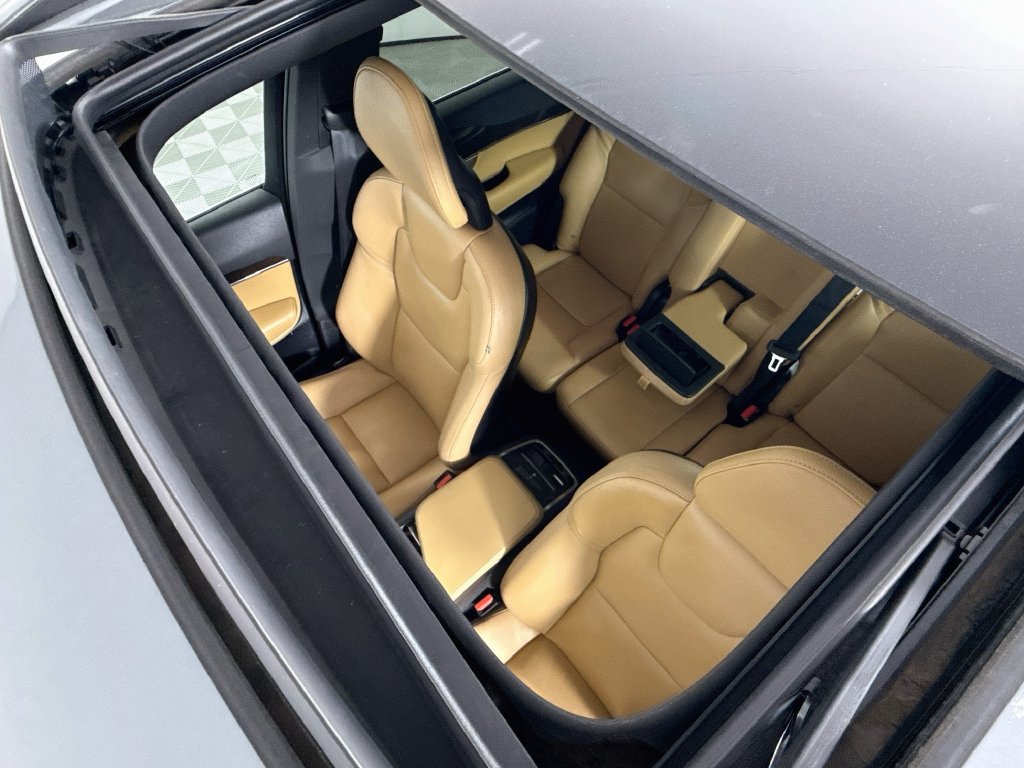 Used 2018 Volvo XC90 T6 Momentum w/ Protection Package AWD/4WD image 22