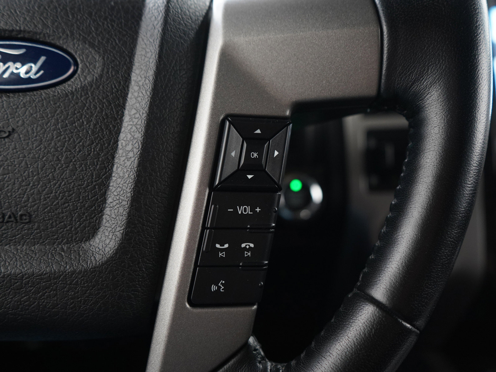 Used 2017 Ford Expedition EL Limited AWD/4WD image 30