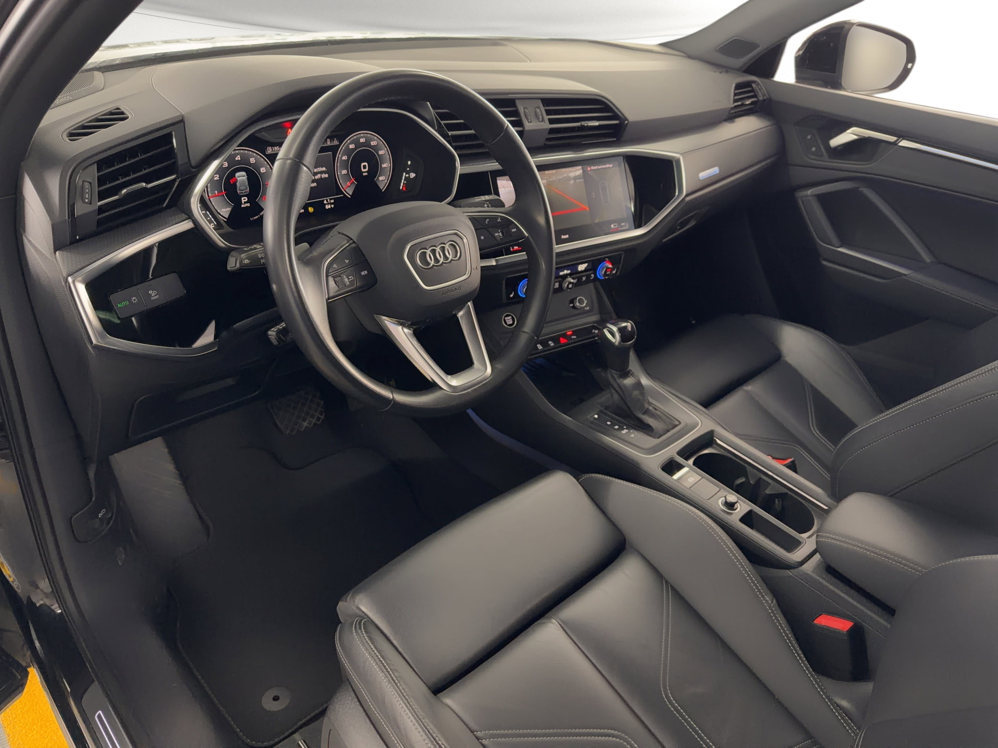 Certified 2024 Audi Q3 2.0T Premium Plus w/ Premium Plus Package image 4