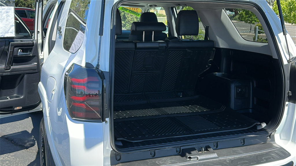 Used 2023 Toyota 4Runner TRD Off-Road Premium image 27