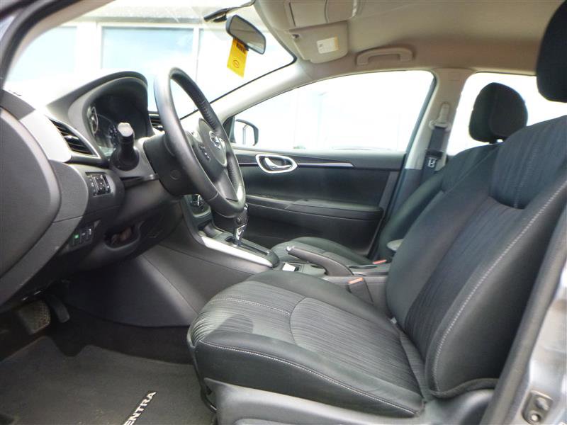Used 2018 Nissan Sentra SV FWD image 5