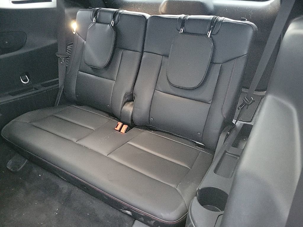 Used 2025 Ford Explorer ST image 10